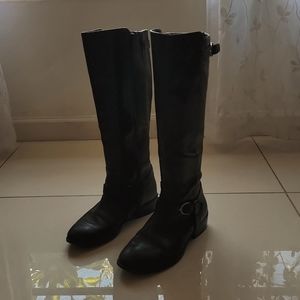 RALPH LAUREN boots size 8 black